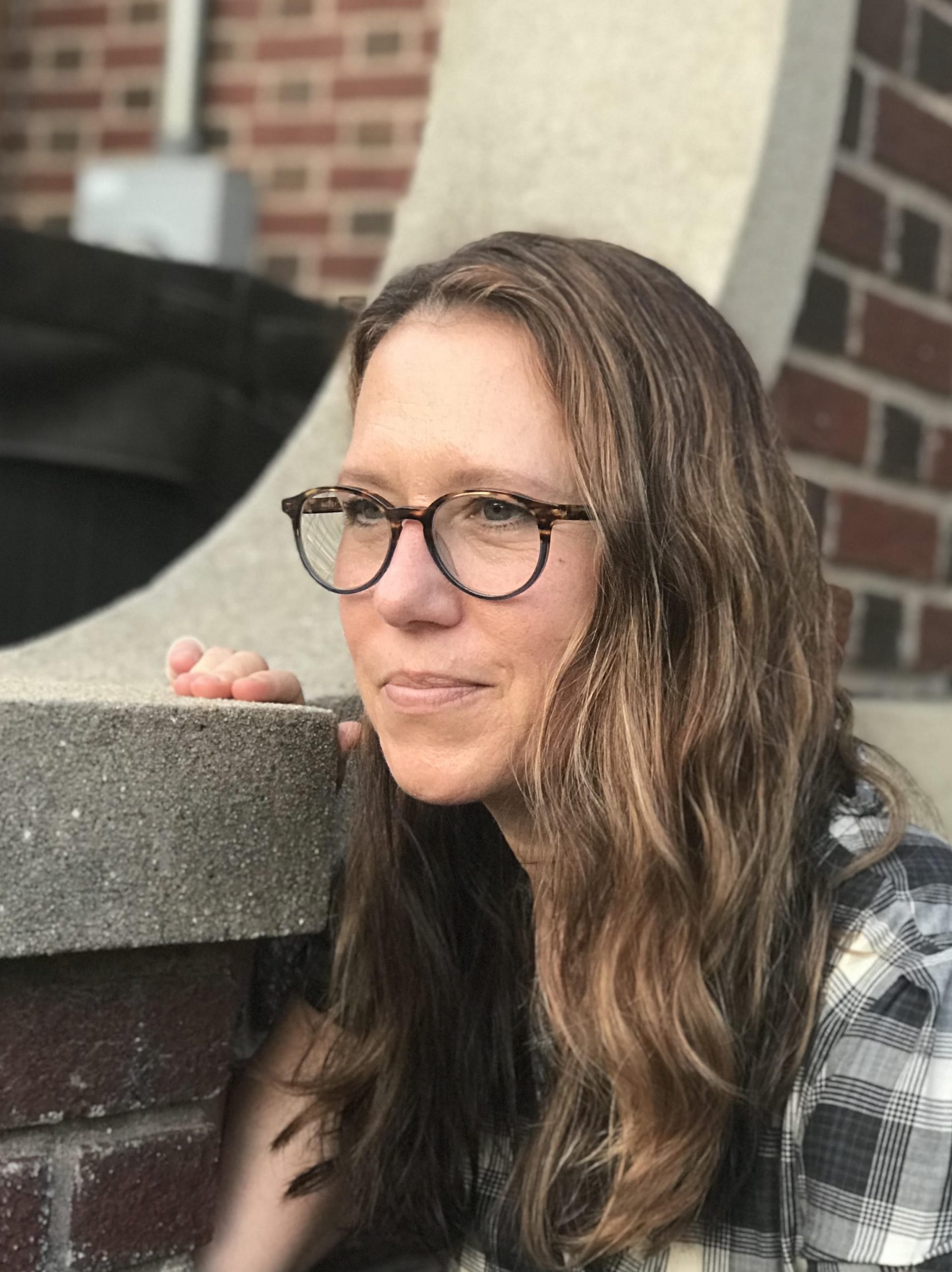 Biography Annie Barker